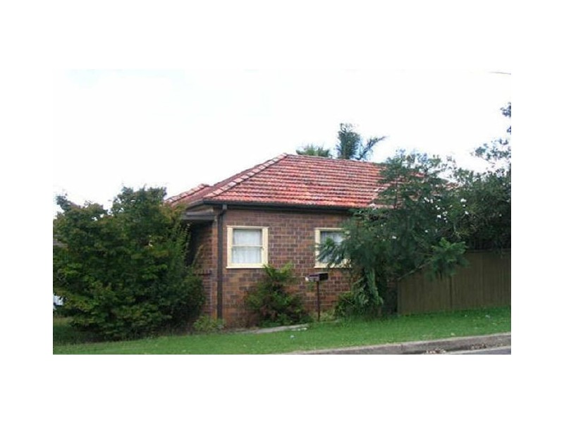 7 Bowden Boulevarde, Yagoona NSW 2199