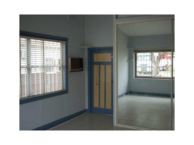 9 Gowrie Ave, Punchbowl NSW 2196