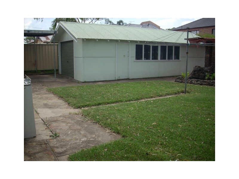 5 Kyogle Road, Bass Hill NSW 2197