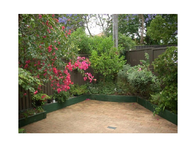 18 Charlton St, Yagoona NSW 2199