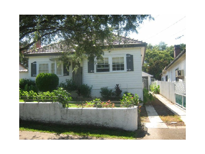 73 Woodbine St, Yagoona NSW 2199