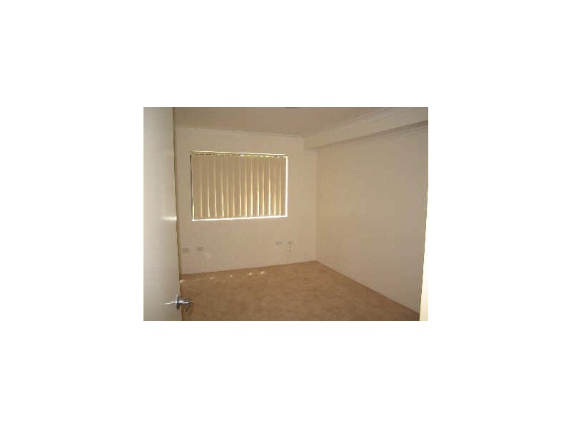 28/2-10 Mulla Road, Yagoona NSW 2199