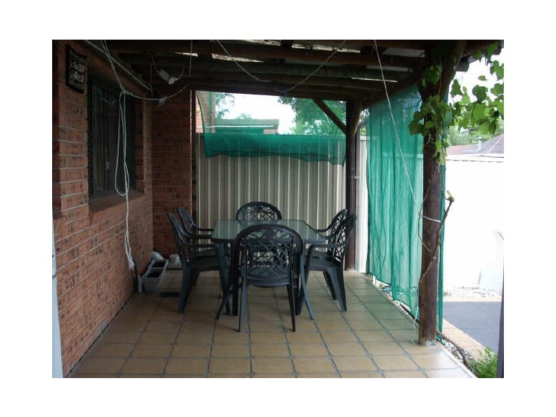 2/37-41 Boronia Road, Greenacre NSW 2190