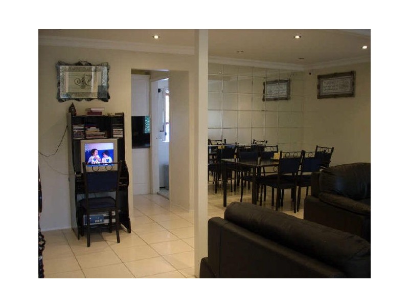 2/37-41 Boronia Road, Greenacre NSW 2190