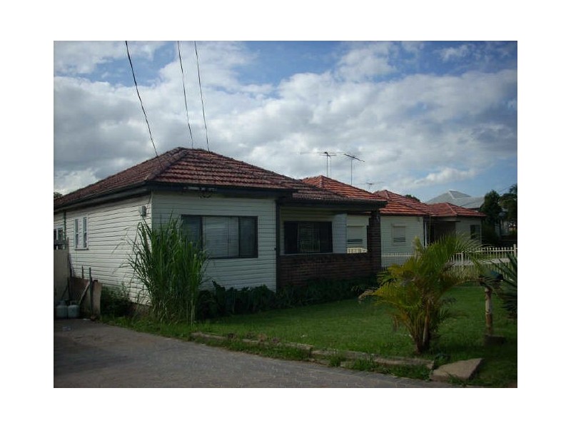 402 Hume Highway, Yagoona NSW 2199