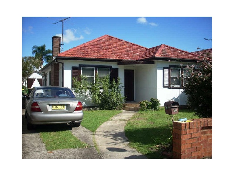 240 Auburn Road, Yagoona NSW 2199