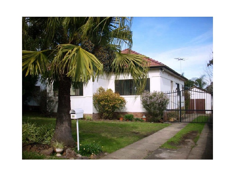 39 Bowden Blvd, Yagoona NSW 2199