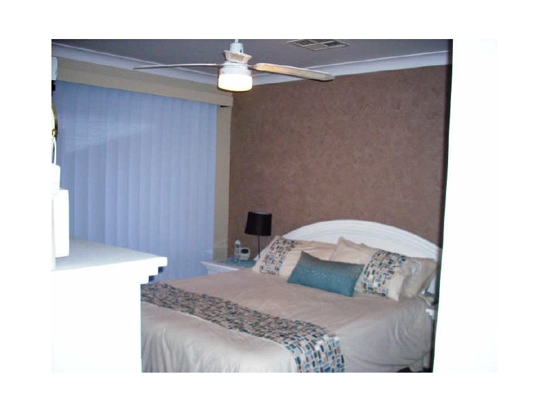 17 Woodbine Street, Yagoona NSW 2199