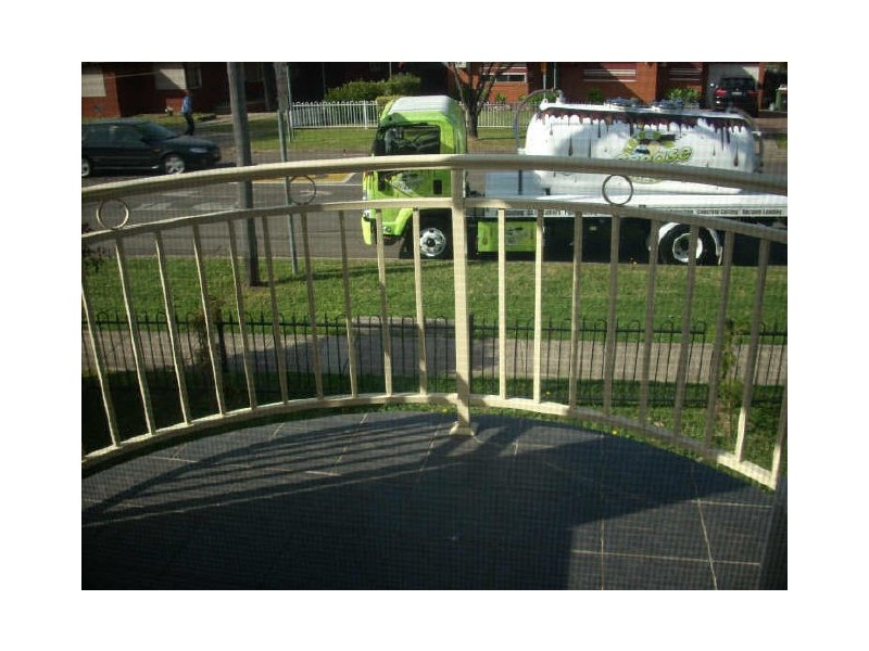 1 Hishion Place, Georges Hall NSW 2198