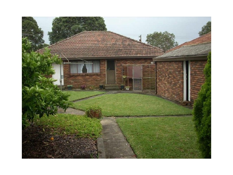 27 Ferrier Road, Yagoona NSW 2199