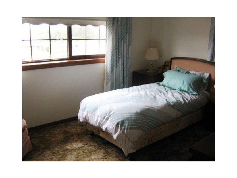 17 Bellevue Avenue, Georges Hall NSW 2198
