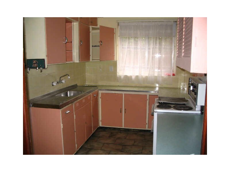 1 White Street, Young NSW 2594