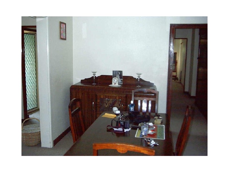 1 White Street, Young NSW 2594