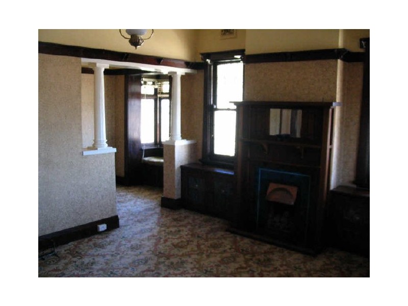 20 Campbell Street, Young NSW 2594