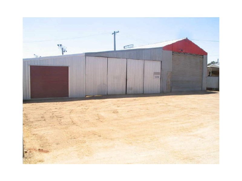 1 Patterson Avenue, Young NSW 2594