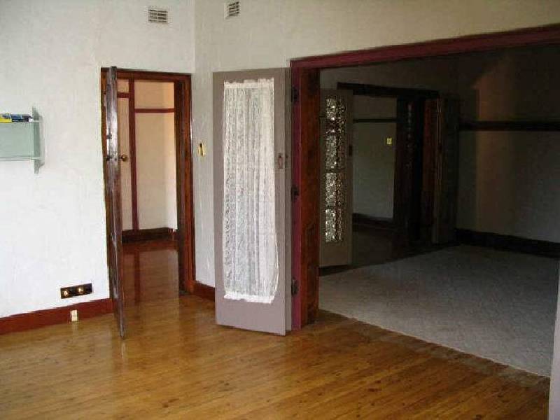 25 Elizabeth Street, Young NSW 2594