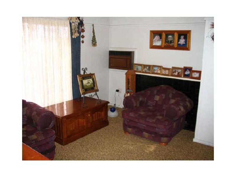 1 Margaret Street, Young NSW 2594