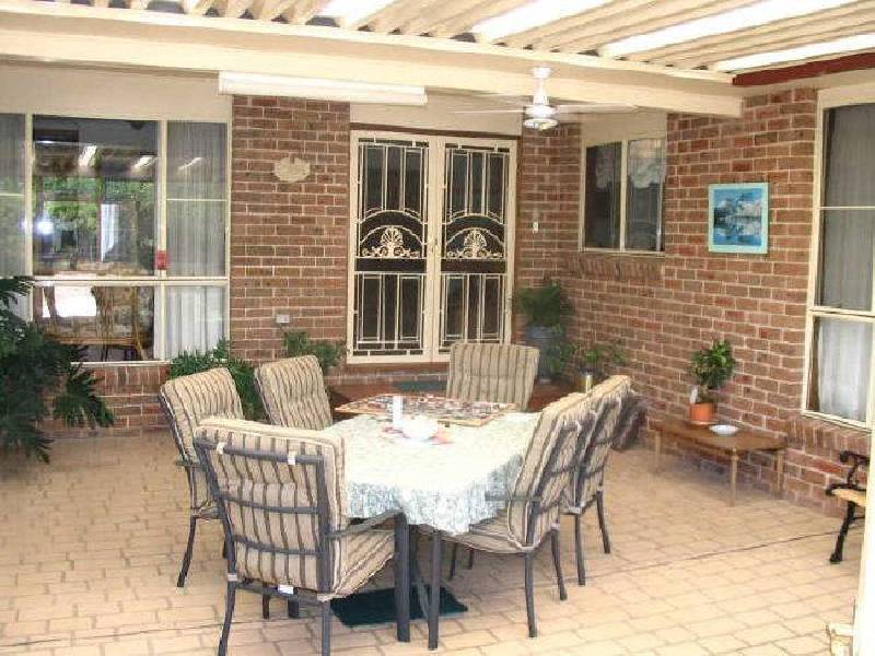 15 Petticoat Lane, Young NSW 2594