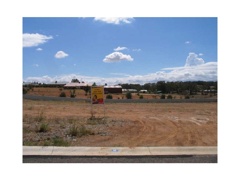 14 Jordan Place, Young NSW 2594