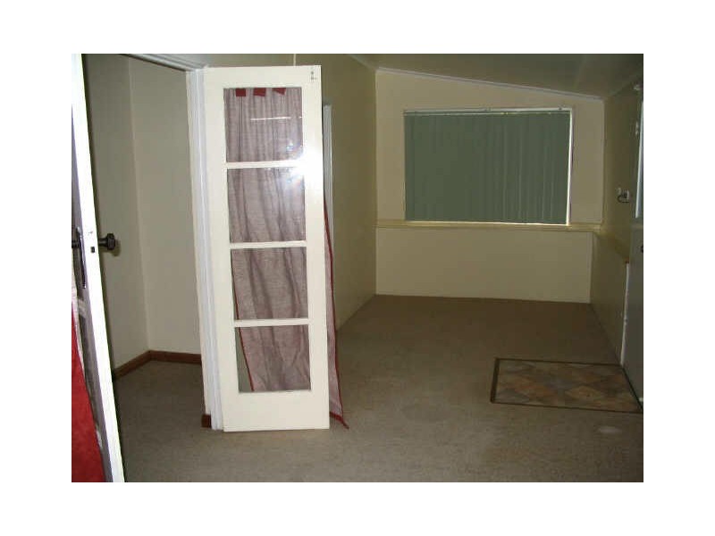 1 White Street, Young NSW 2594