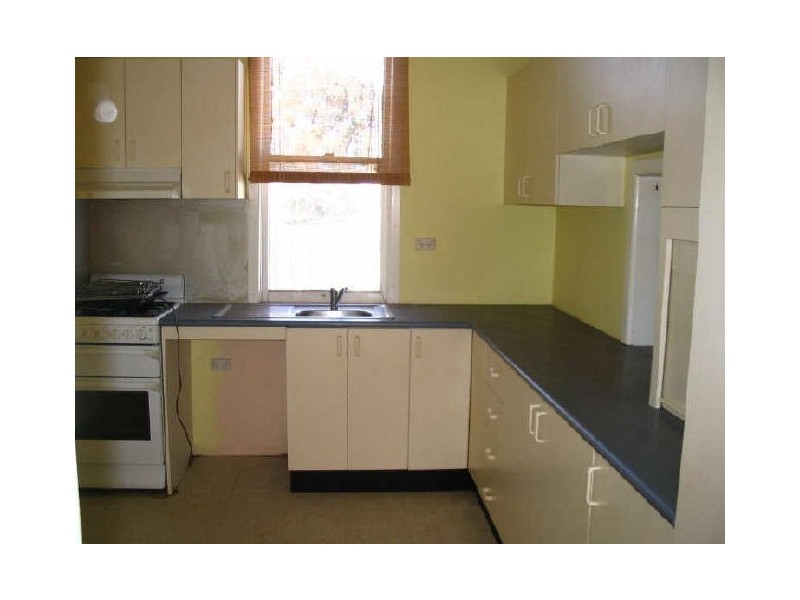 40 McLerie Street, Young NSW 2594