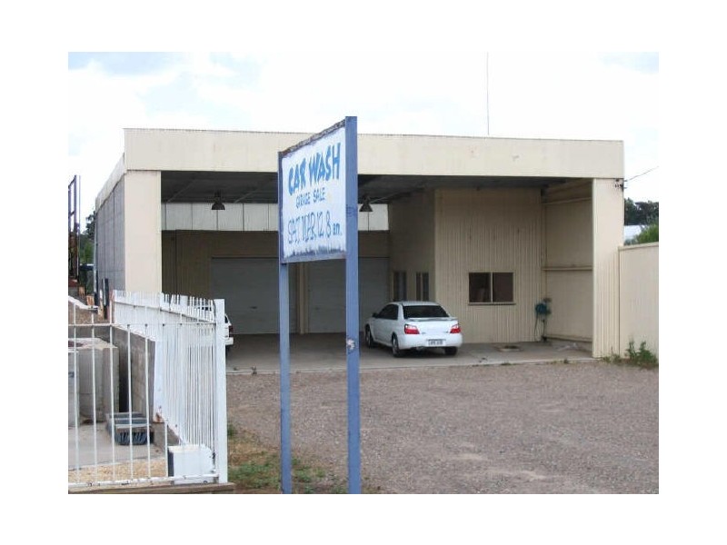 344 Boorowa Street, Young NSW 2594