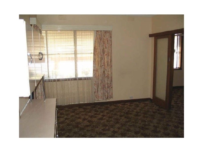 92 Lynch Street, Young NSW 2594