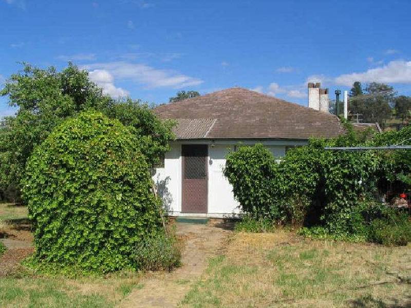 2 Stoneridge Street, Young NSW 2594