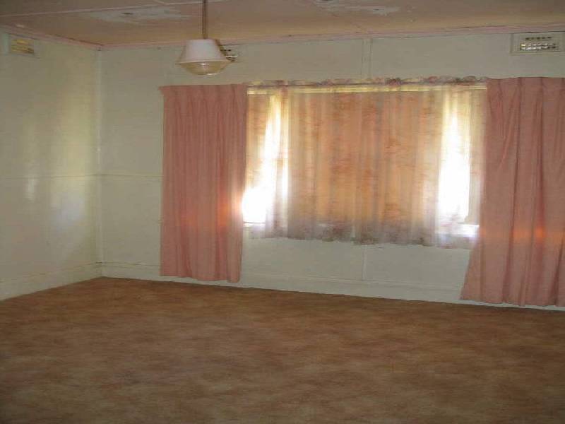 2 Stoneridge Street, Young NSW 2594