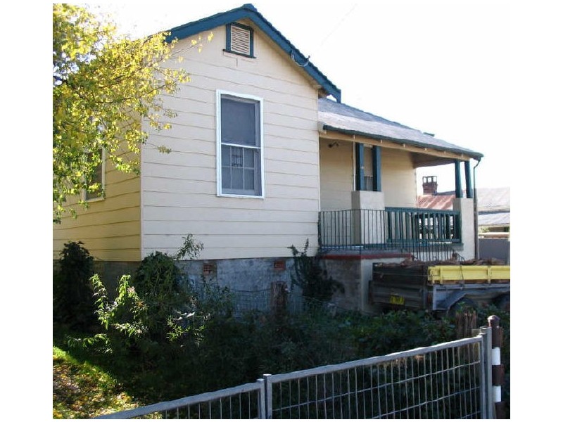 99 William Street, Young NSW 2594