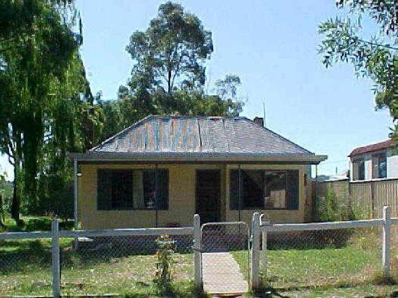 4 Yass Street, Young NSW 2594