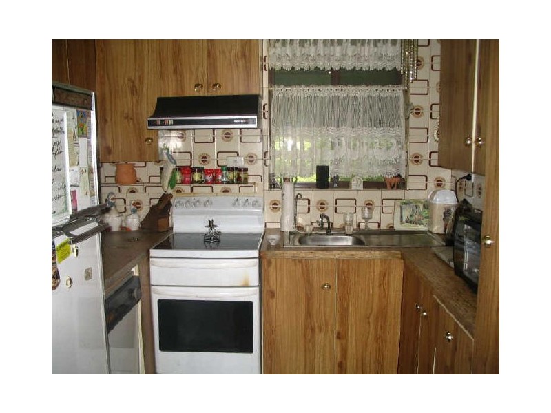 6 Lovell Street, Young NSW 2594