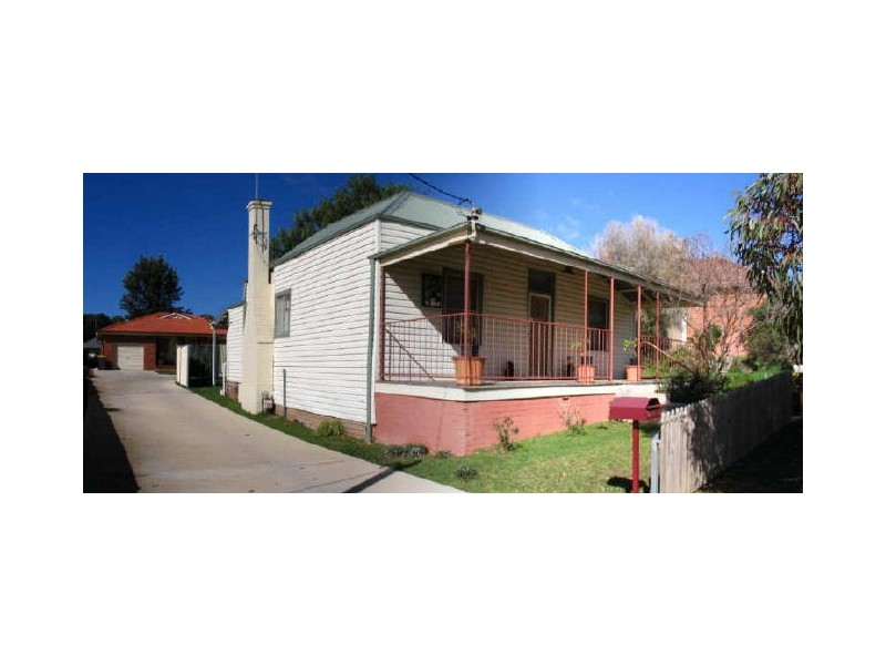 56 Caple Street, Young NSW 2594