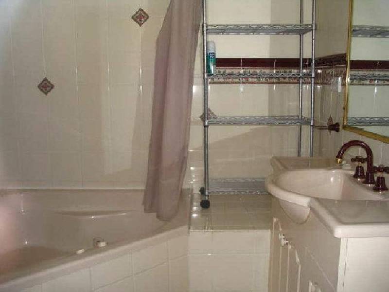 6 Elizabeth Street, Young NSW 2594