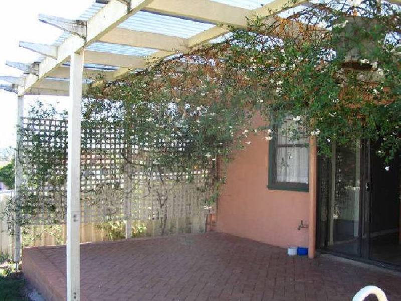 6 Elizabeth Street, Young NSW 2594