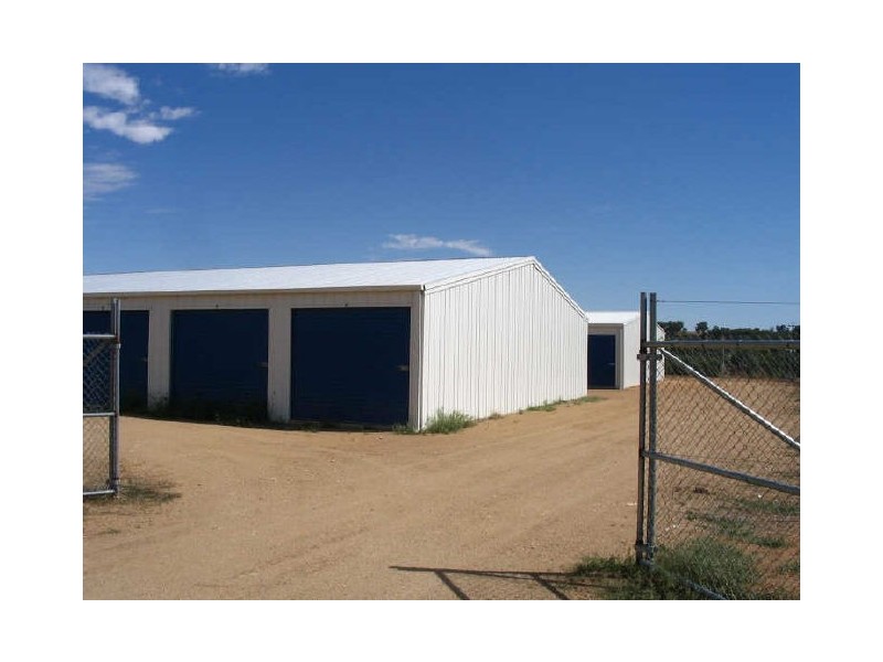 “Blue Line Storage Units”, Young NSW 2594