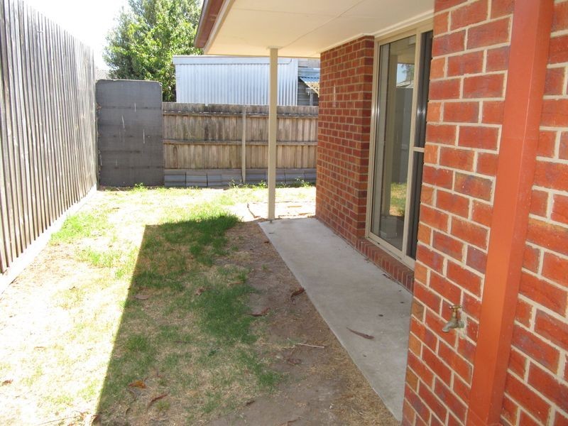 2/104 McKean St, Bairnsdale VIC 3875