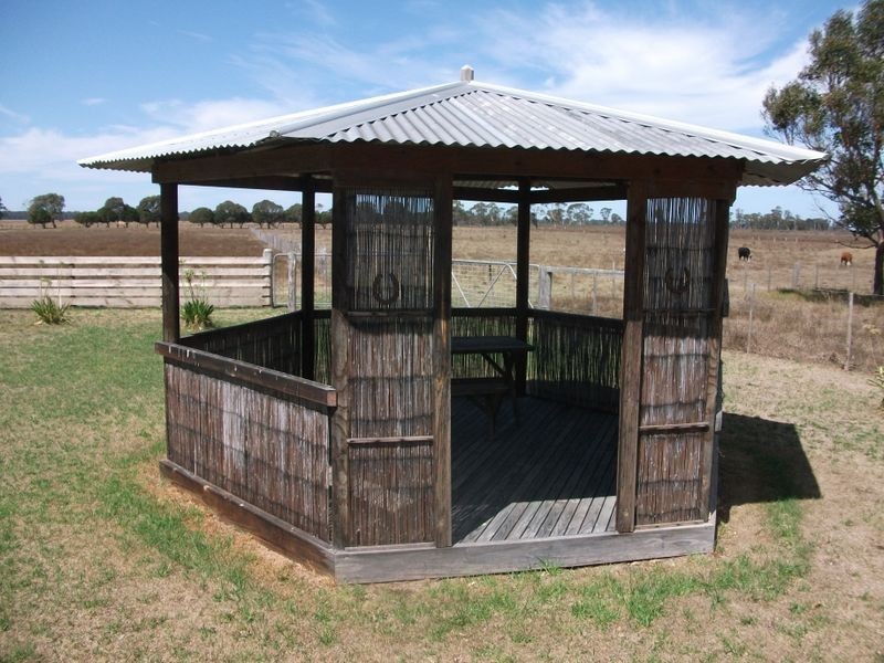 335 Romawi Road, Forge Creek VIC 3875