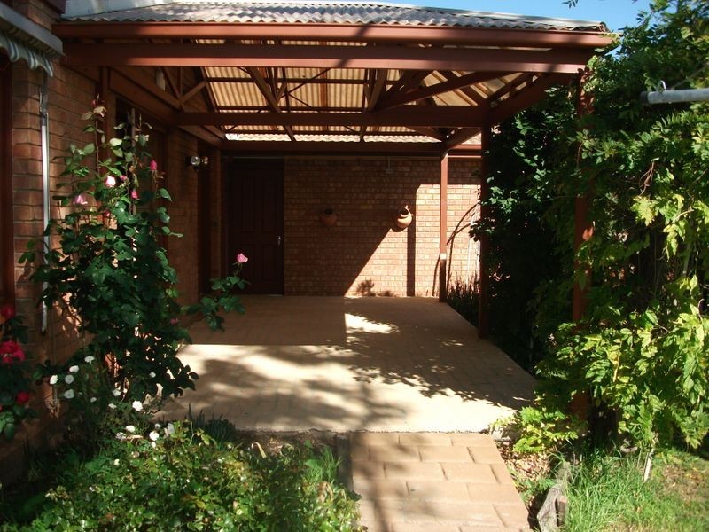 6 Hugh Court, Bairnsdale VIC 3875