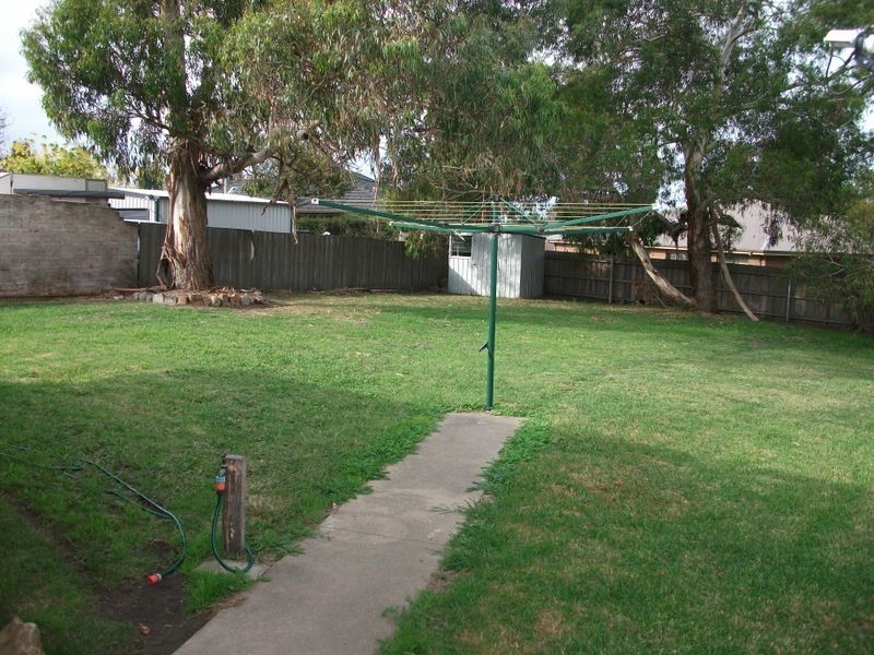 15 Day Street, Bairnsdale VIC 3875