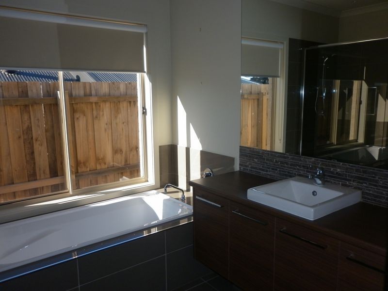 26 Flinns Road, Bairnsdale VIC 3875