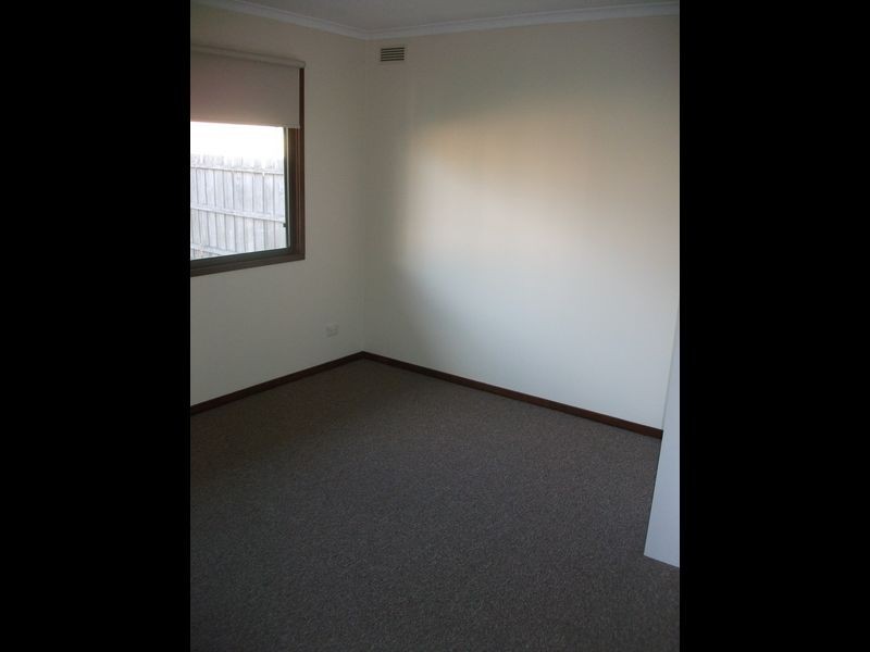 112 Princess Hwy, Bairnsdale VIC 3875