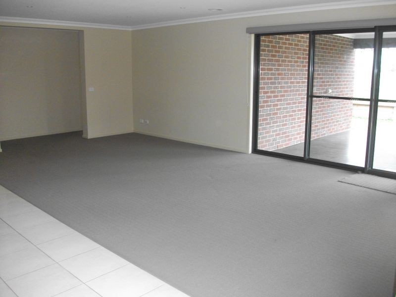 89 Gatehouse Drive, Bairnsdale VIC 3875