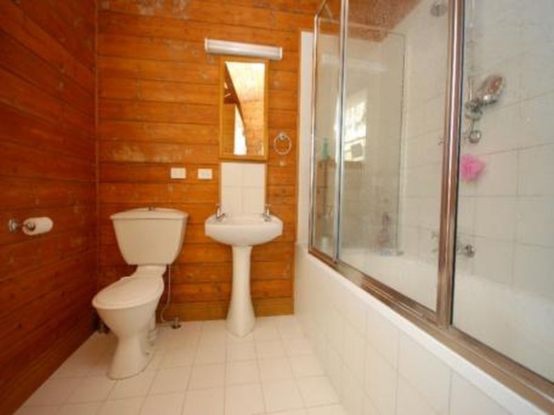 18 Bull Street, Bairnsdale VIC 3875