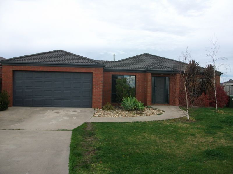 9 fitzgerald Street, Bairnsdale VIC 3875