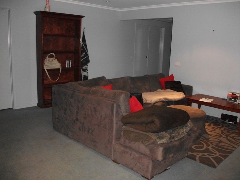 9 fitzgerald Street, Bairnsdale VIC 3875