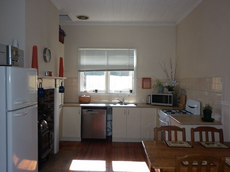 12 Charles Street, Lucknow VIC 3875