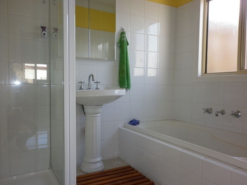 12 Charles Street, Lucknow VIC 3875