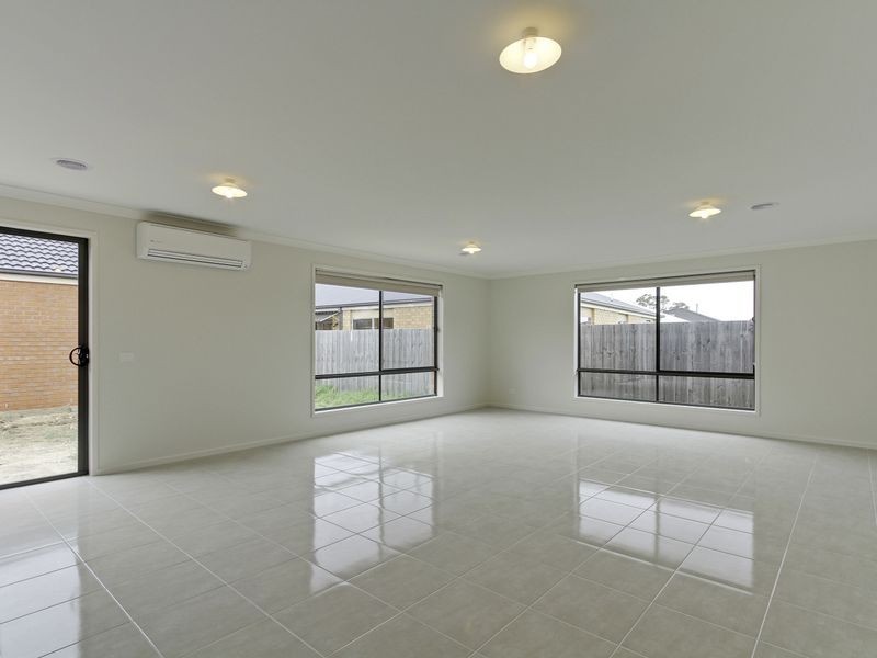 3 Barton Place, Bairnsdale VIC 3875