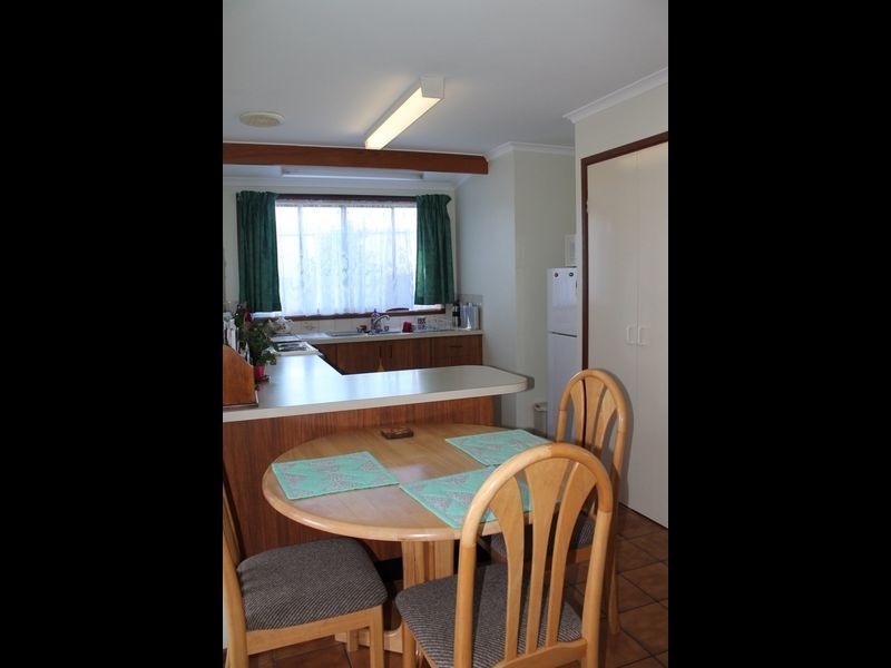 2/12 Meadow Court, Bairnsdale VIC 3875